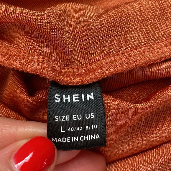 Funnel Neck Ribbed Knit Top - Picture 6 of 7